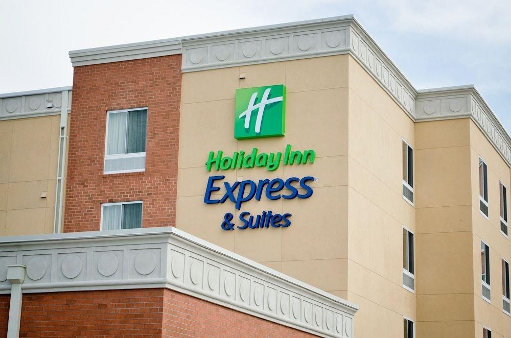 Holiday Inn Express & Suites Denver North - Thornton By Ihg Exterior foto